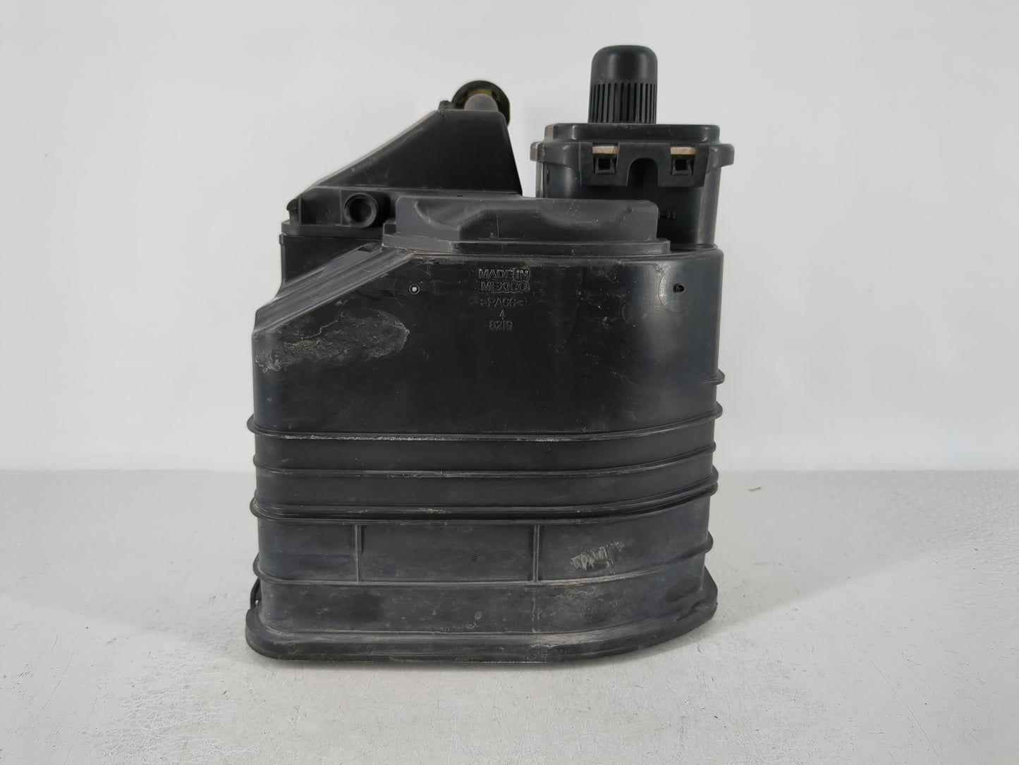 2011 Buick Lacrosse Fuel Vapor Charcoal Canister - Oemusedautoparts1.com