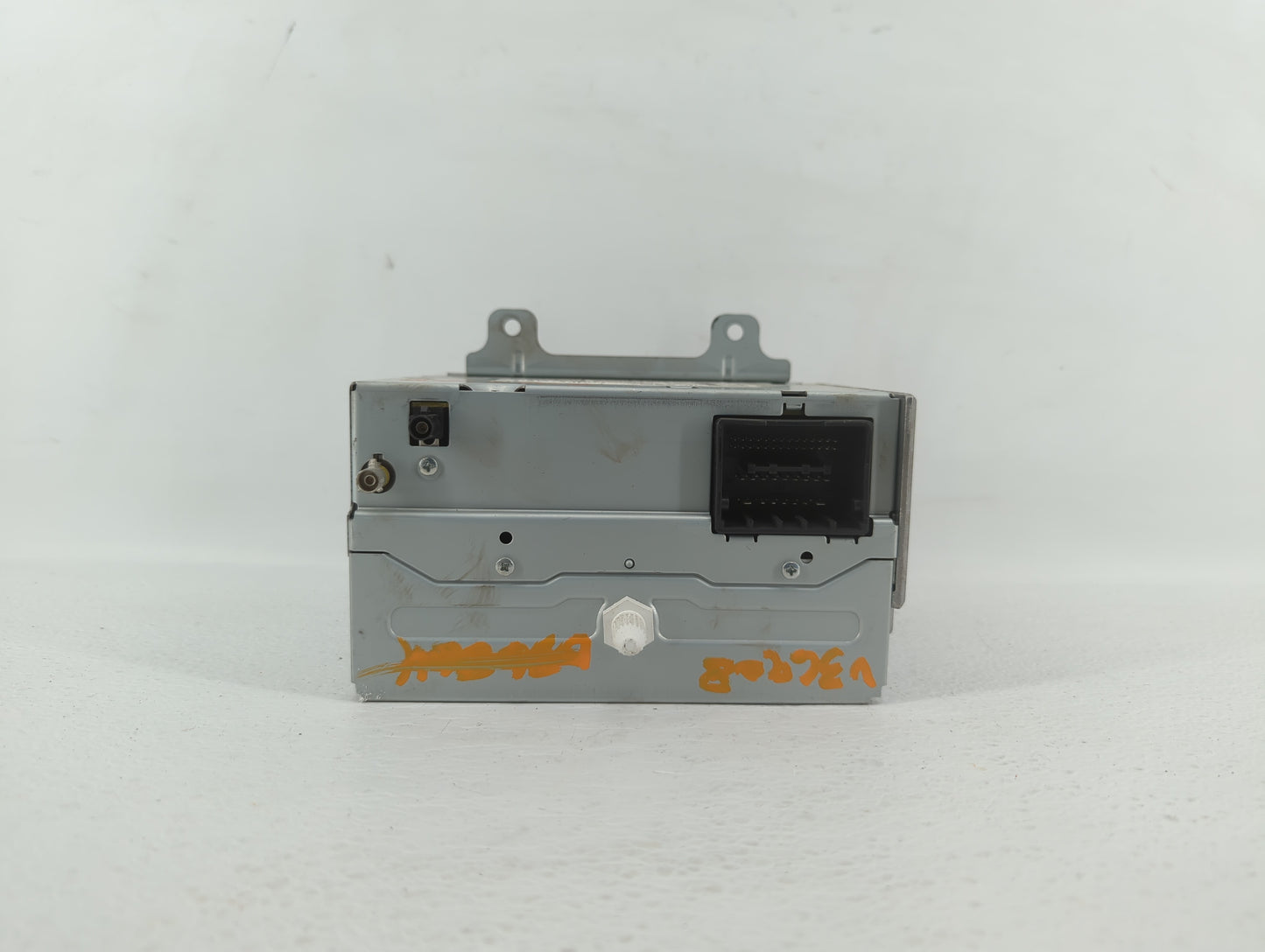 2011-2012 Buick Lacrosse Am Fm Cd Player Radio Receiver - Oemusedautoparts1.com