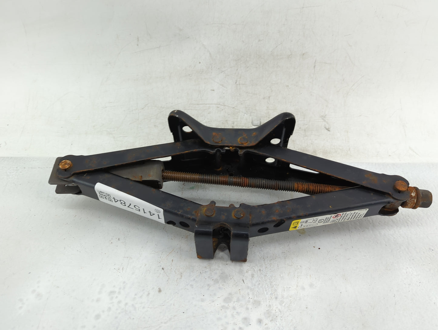 2011 Buick Lucerne Spare Scissor Car Jack - Oemusedautoparts1.com