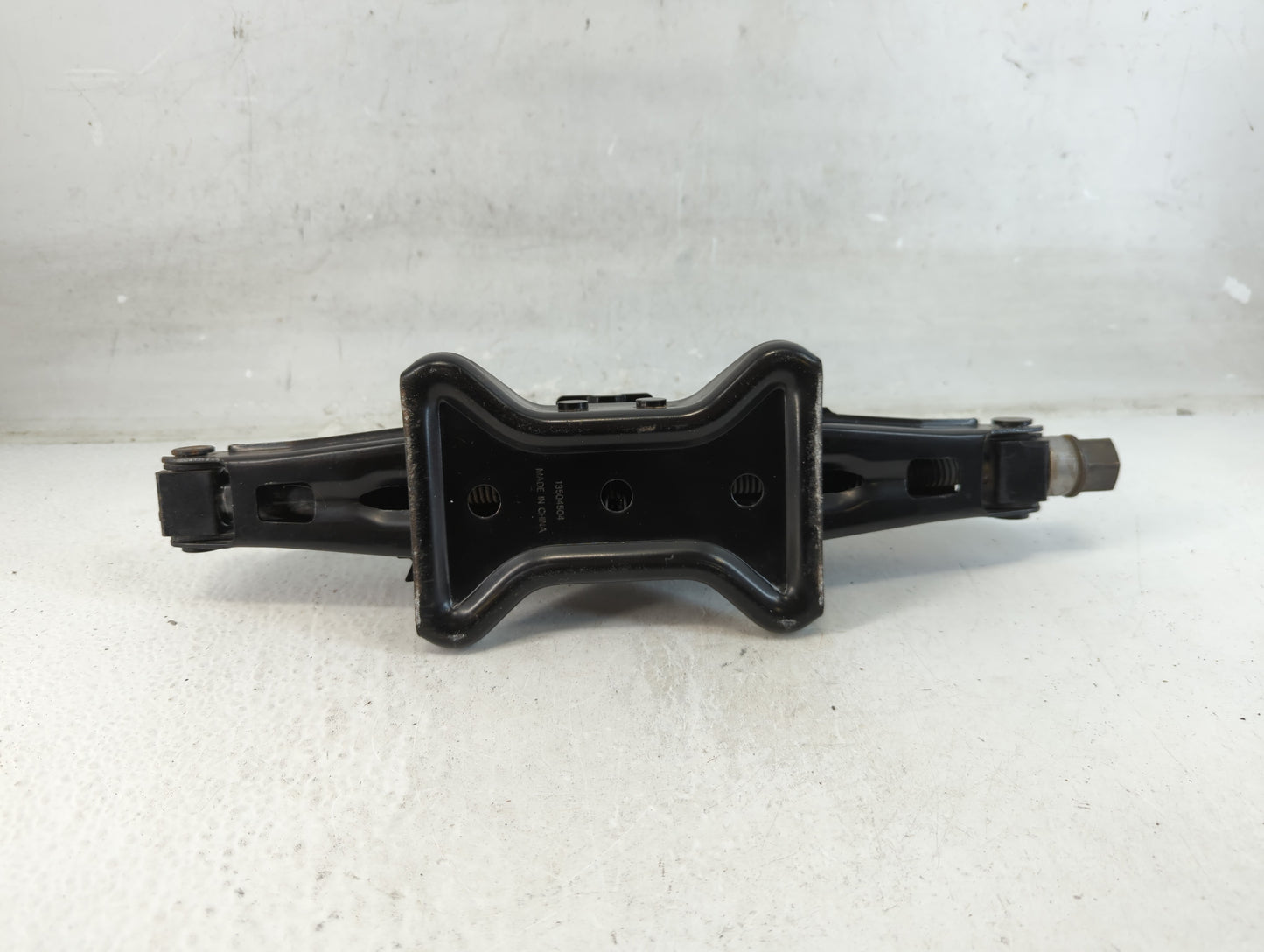 2011 Buick Regal Spare Scissor Car Jack - Oemusedautoparts1.com