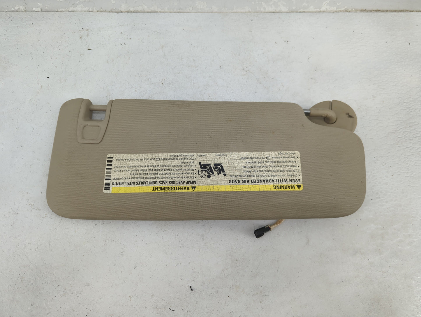 2011-2015 Buick Regal Sun Visor Shade Replacement Driver Left Mirror Fits Fits 2011 2012 2013 2014 2015 OEM Used Auto Parts