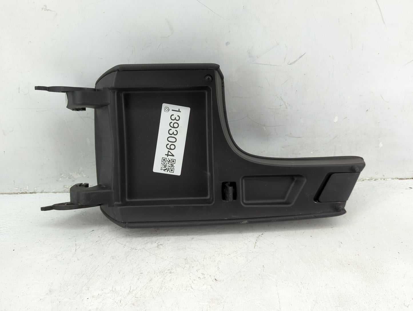 2011 Buick Regal Center Console Armrest Cover Lid Fits OEM Used Auto Parts - Oemusedautoparts1.com