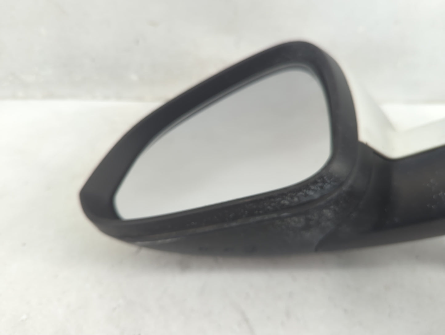 2011-2013 Buick Regal Driver Side View Mirror - Left Door Mirror OEM Used - Oemusedautoparts1.com