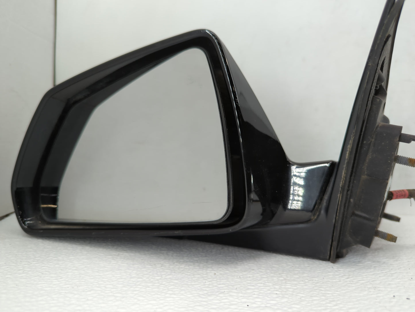 2008-2014 Cadillac Cts Driver Side View Mirror - Left Door Mirror OEM Used - Oemusedautoparts1.com