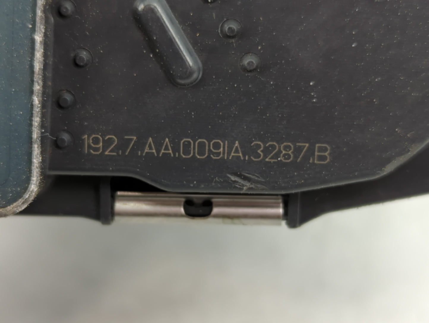 2008-2011 Cadillac Cts Throttle Body P/N:3287B 009IA, 1927AA Fits Fits 2007 2008 2009 2010 2011 2012 OEM Used Auto Parts - O