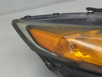 2008-2014 Cadillac Cts Driver Left Oem Head Light Headlight Lamp