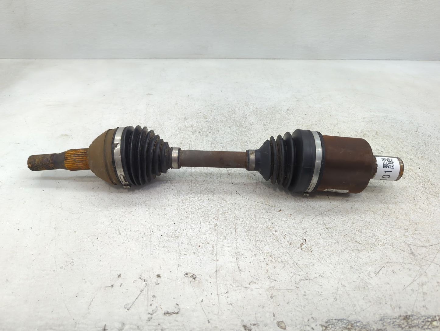 2006-2011 Cadillac Dts Axle Shaft Front Driver Cv C/v - Oemusedautoparts1.com