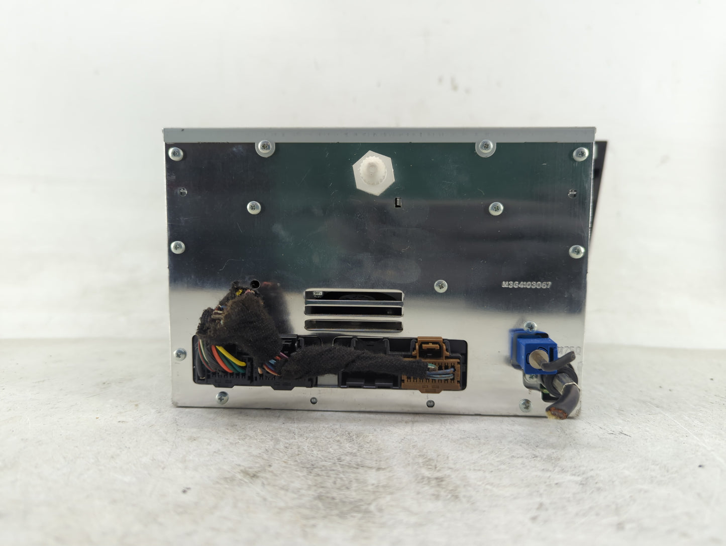 2009-2011 Cadillac Dts Radio AM FM Cd Player Receiver Replacement P/N:DW468100-6502 25993432 Fits Fits 2009 2010 2011 OEM Us