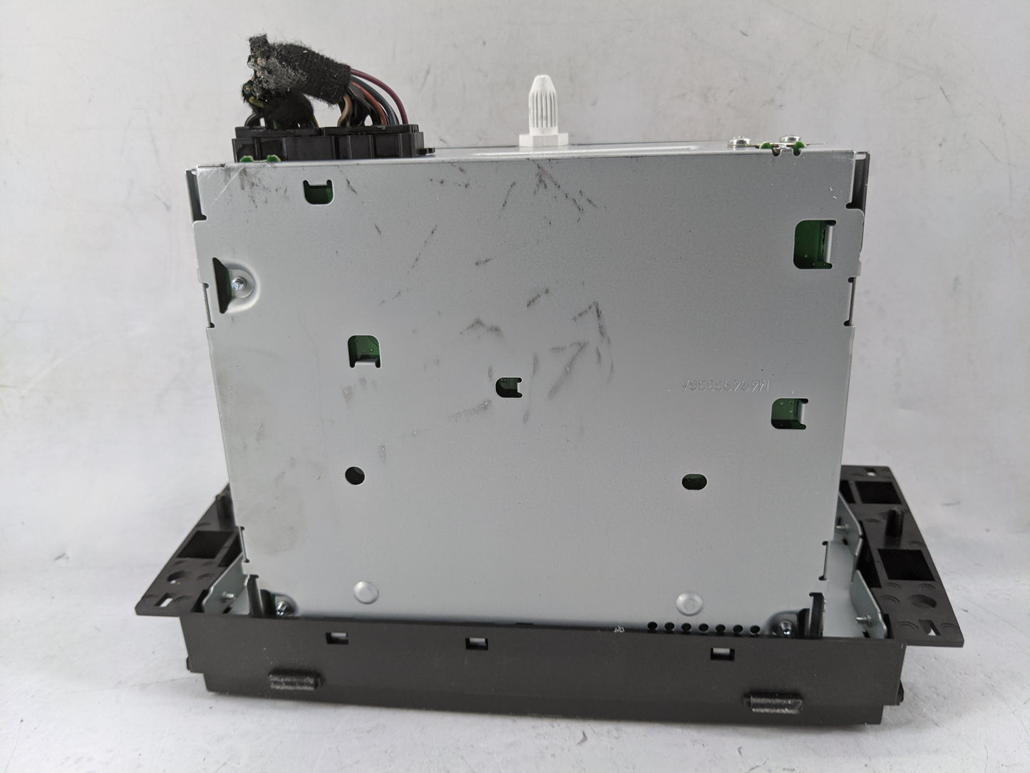 2008-2011 Cadillac Dts Radio AM FM Cd Player Receiver Replacement P/N:25849388 CQ-JG8860YC Fits Fits 2008 2009 2010 2011 OEM
