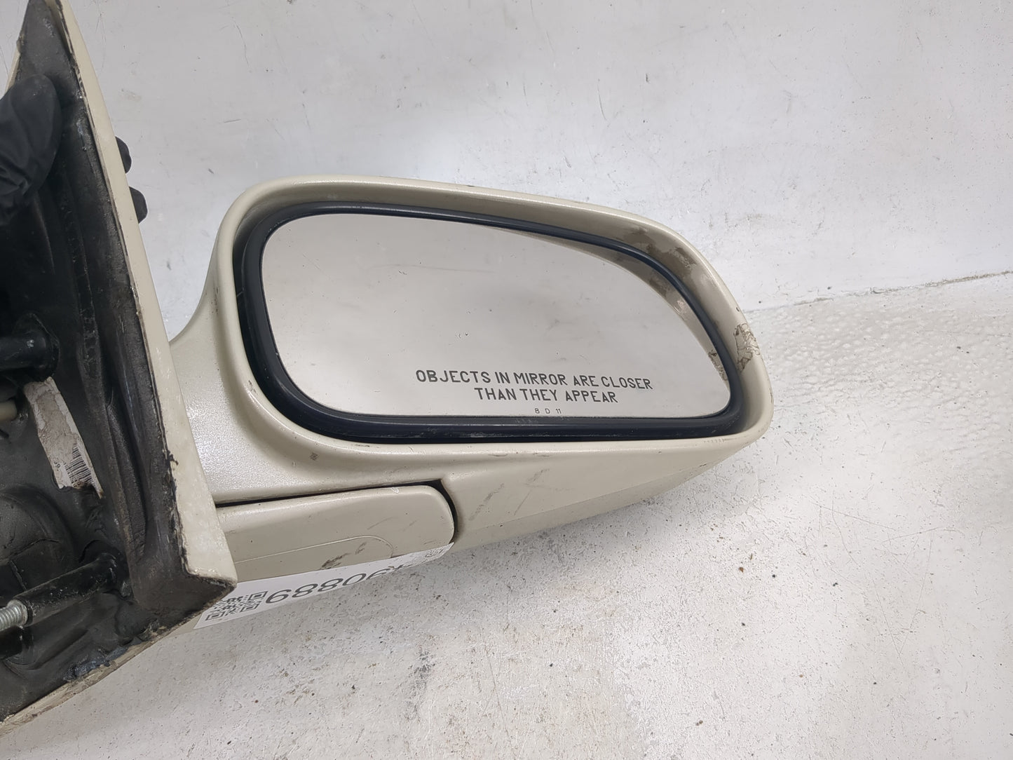 2010-2011 Cadillac Dts Passenger Side View Mirror - Right Door Mirror OEM Used - Oemusedautoparts1.com
