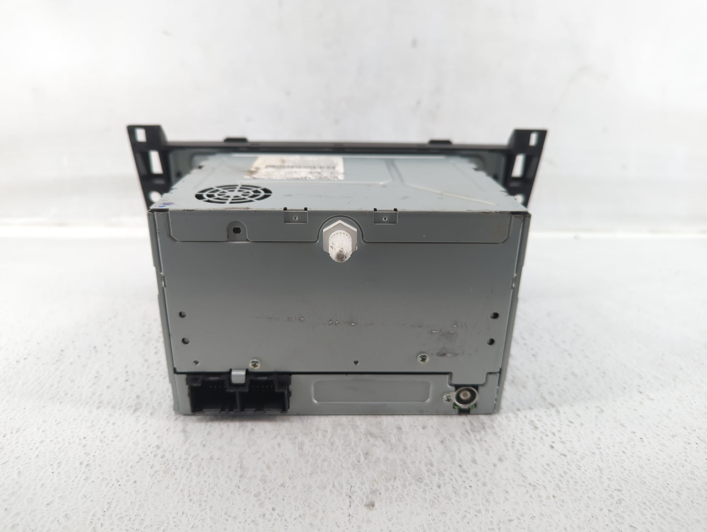 2008-2011 Cadillac Dts Am Fm Cd Player Radio Receiver - Oemusedautoparts1.com