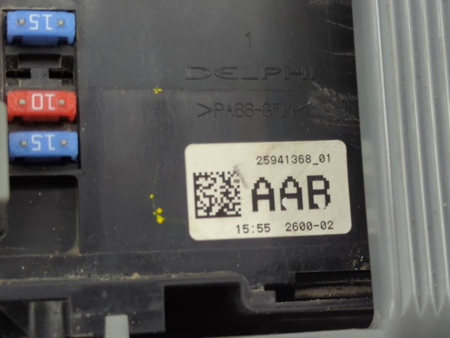 2010-2014 Cadillac Escalade Fusebox Fuse Box Panel Relay Module P/N:25941368_01 Fits Fits 2010 2011 2012 2013 2014 OEM Used