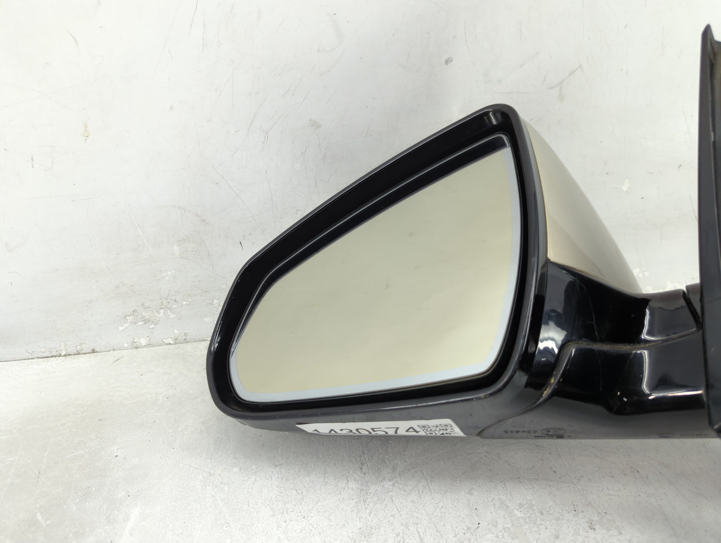 2010-2014 Cadillac Srx Driver Side View Mirror - Left Door Mirror OEM Used - Oemusedautoparts1.com