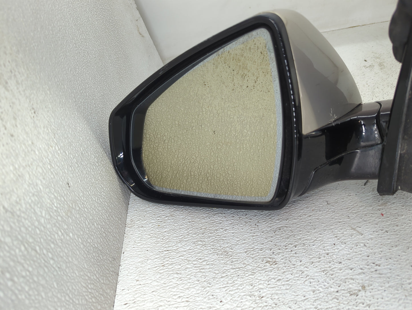 2010-2014 Cadillac Srx Driver Side View Mirror - Left Door Mirror OEM Used - Oemusedautoparts1.com