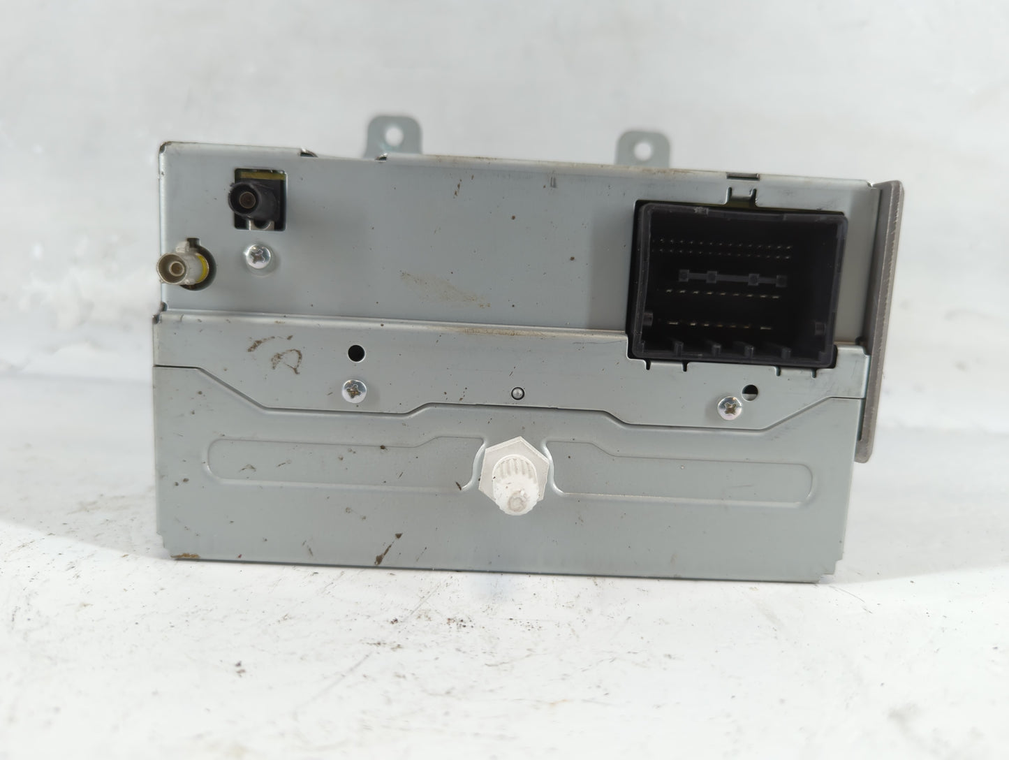 2011-2012 Cadillac Srx Radio AM FM Cd Player Receiver Replacement P/N:20983517 Fits Fits 2010 2011 2012 OEM Used Auto Parts
