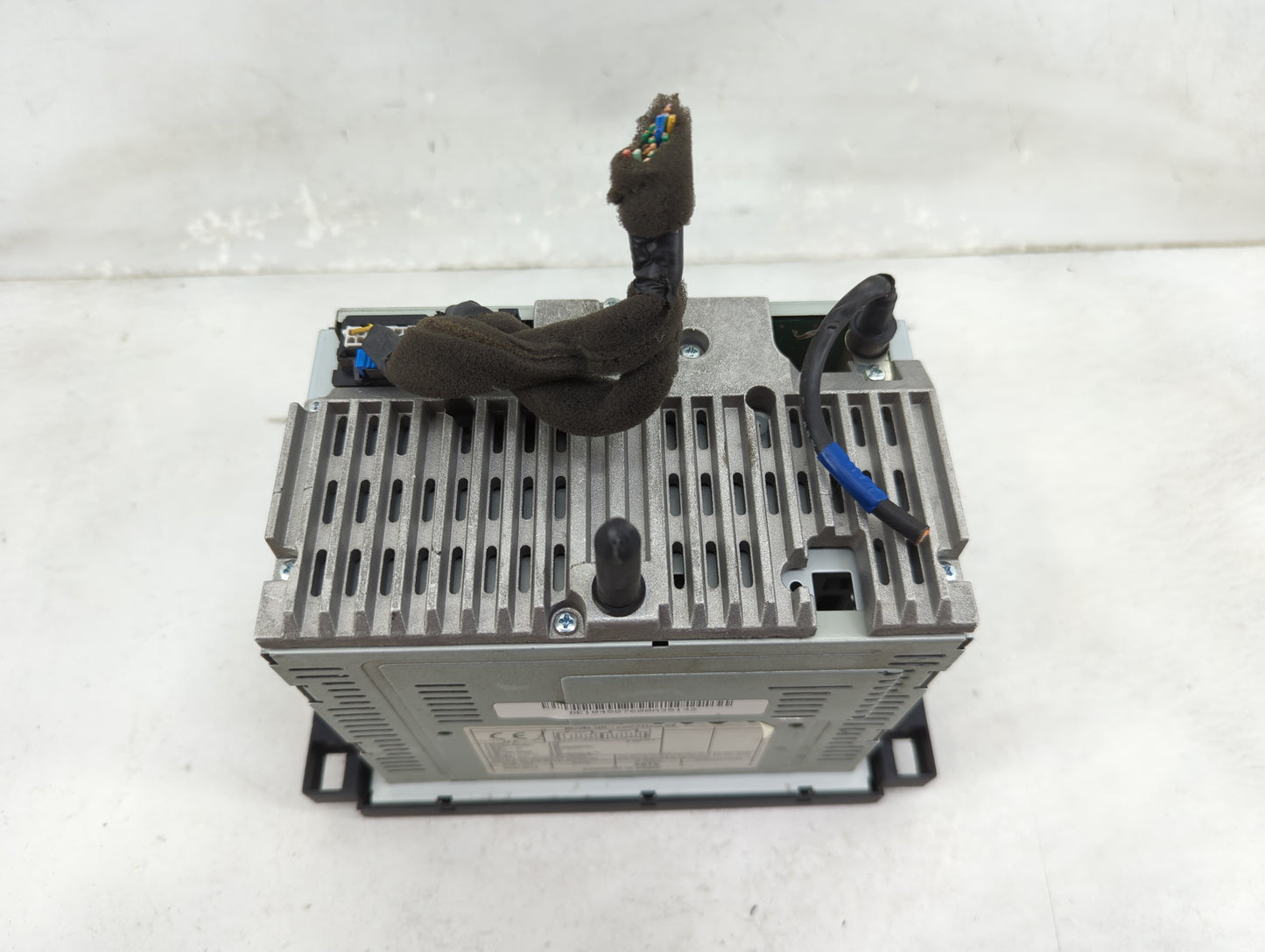 2010-2011 Chevrolet Aveo Radio AM FM Cd Player Receiver Replacement P/N:AGC-7110TA-EZ 95215876 Fits Fits 2010 2011 OEM Used