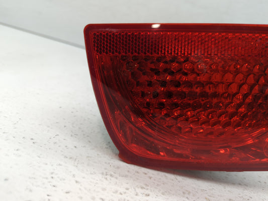2010-2013 Chevrolet Camaro Tail Light Assembly Driver Left OEM P/N:320364 320368, PC50039, 320370 Fits Fits 2010 2011 2012 2013 OEM Used Auto Parts