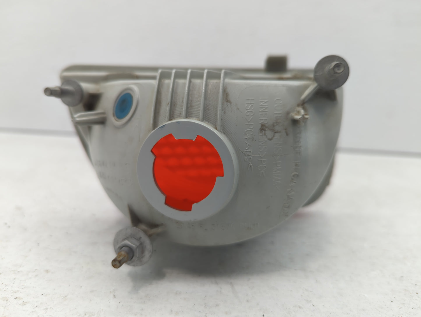 2010-2012 Chevrolet Camaro Tail Light Assembly Passenger Right OEM P/N:92195242 320370, 320366 Fits Fits 2010 2011 2012 OEM