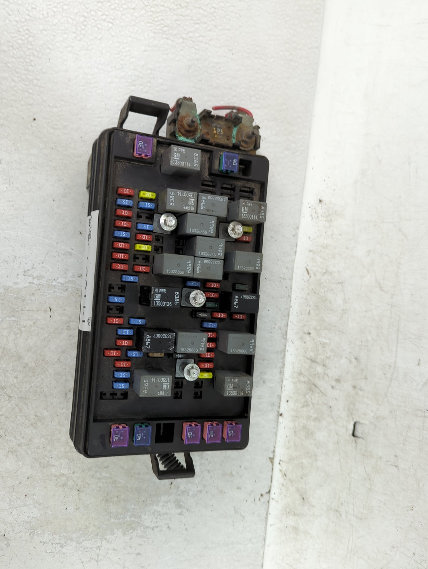 2009-2012 Chevrolet Colorado Fusebox Fuse Box Panel Relay Module Fits Fits 2009 2010 2011 2012 OEM Used Auto Parts - Oemused