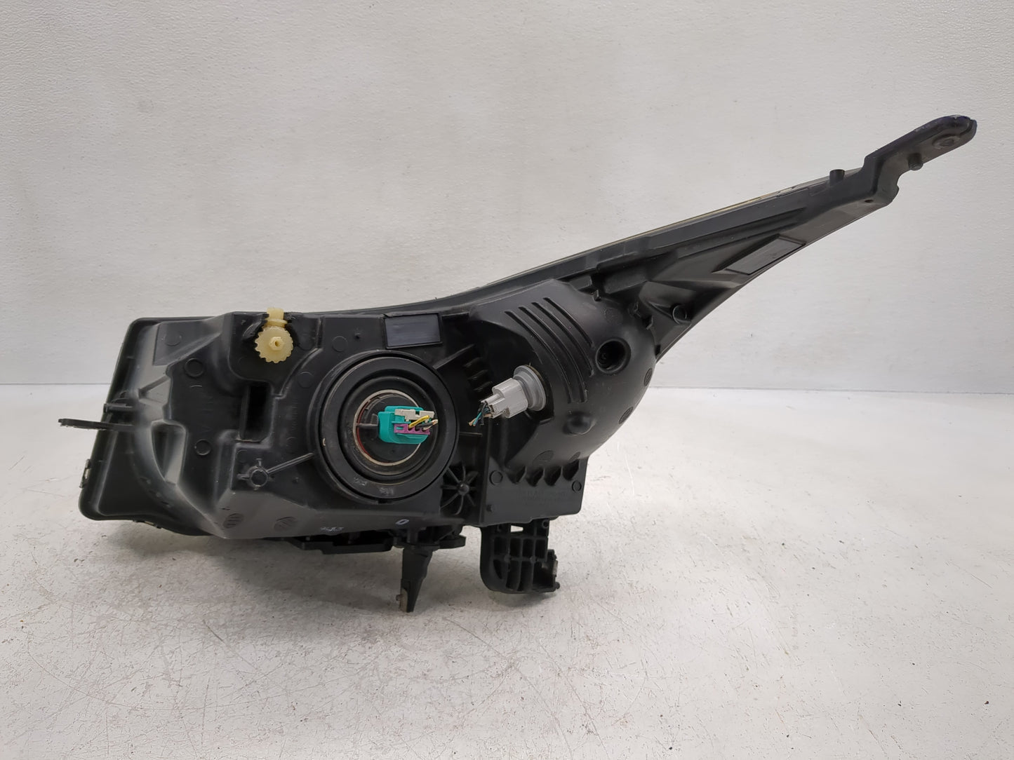 2011-2012 Chevrolet Cruze Passenger Right Oem Head Light Headlight Lamp - Oemusedautoparts1.com