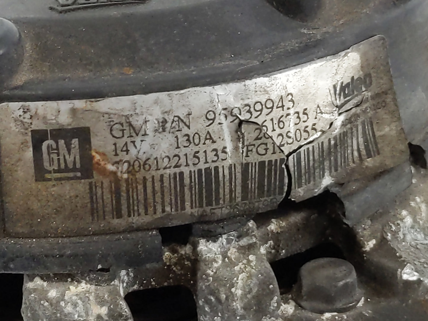 2011 Chevrolet Cruze Alternator Replacement Generator Charging Assembly Engine OEM P/N:95939943 Fits OEM Used Auto Parts - O