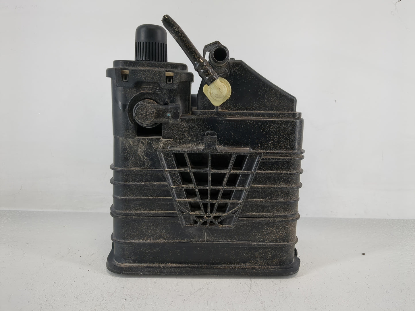 2011 Chevrolet Cruze Fuel Vapor Charcoal Canister 1161049 - Oemusedautoparts1.com