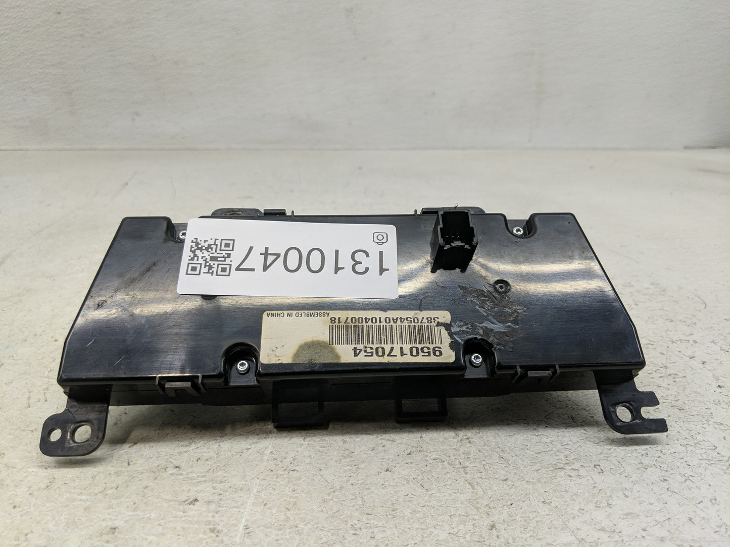 2011-2012 Chevrolet Cruze Climate Control Module Temperature AC/Heater Replacement P/N:95017054 Fits Fits 2011 2012 OEM Used