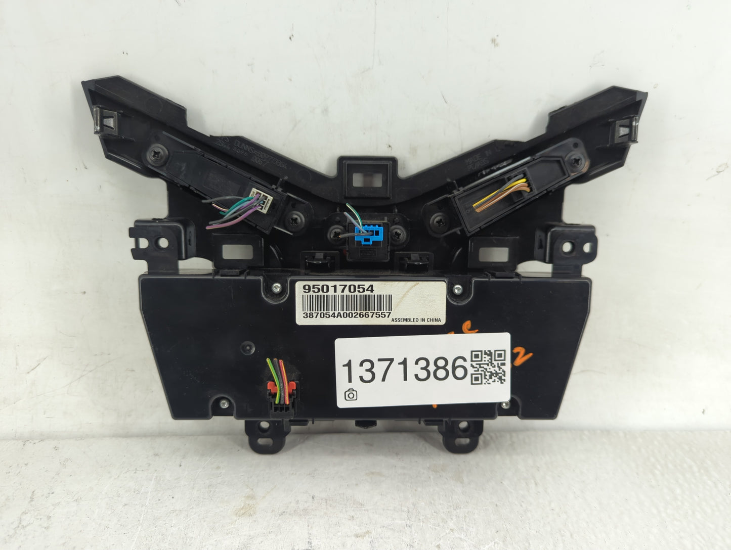 2011-2012 Chevrolet Cruze Climate Control Module Temperature AC/Heater Replacement P/N:95017054 Fits Fits 2011 2012 OEM Used