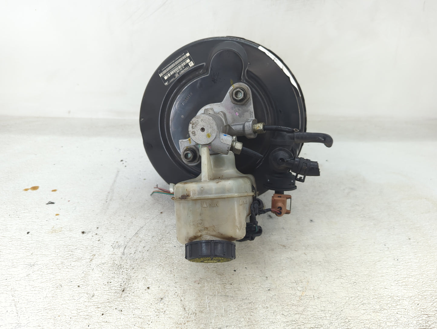 2011-2016 Chevrolet Cruze Power Brake Booster Oem 1422930 - Oemusedautoparts1.com