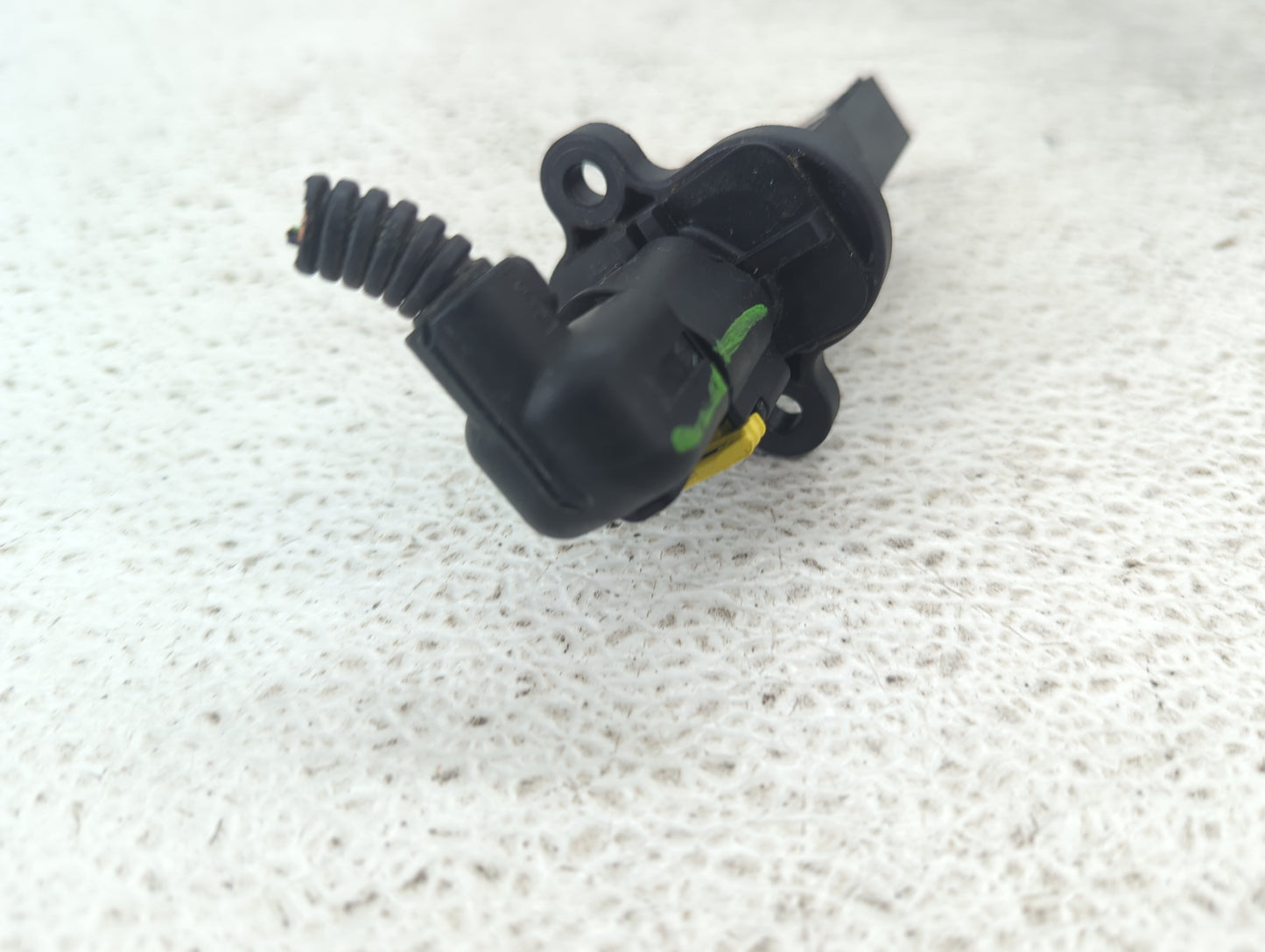 2011-2012 Chevrolet Cruze Mass Air Flow Meter Maf 1485302 - Oemusedautoparts1.com
