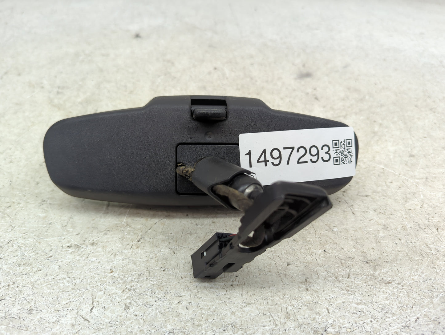 2011 Chevrolet Cruze Interior Rear View Mirror Replacement OEM P/N:E13 026351 Fits OEM Used Auto Parts - Oemusedautoparts1.c