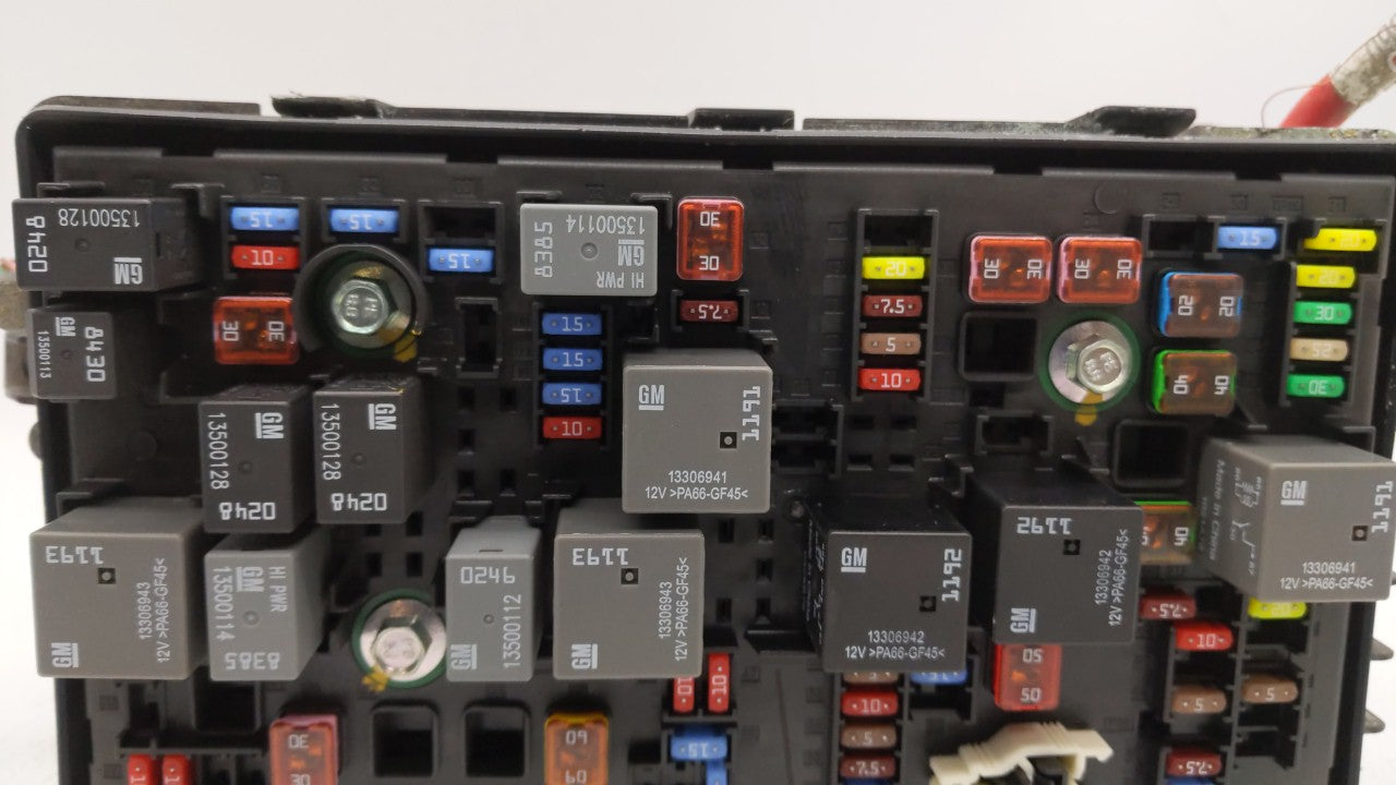 2011 Chevrolet Cruze Fusebox Fuse Box Panel Relay Module P/N:95216200 95216200_02 Fits OEM Used Auto Parts - Oemusedautopart