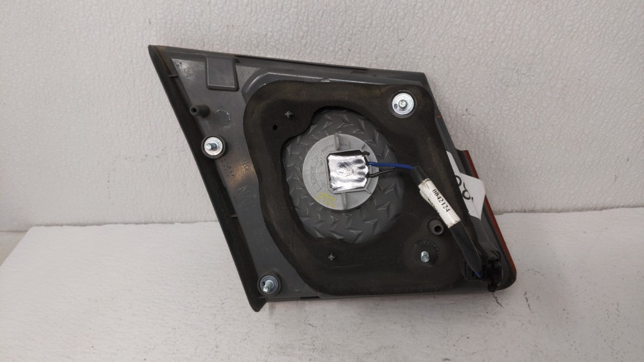 2011-2016 Chevrolet Cruze Tail Light Assembly Passenger Right OEM Fits Fits 2011 2012 2013 2014 2015 2016 OEM Used Auto Part