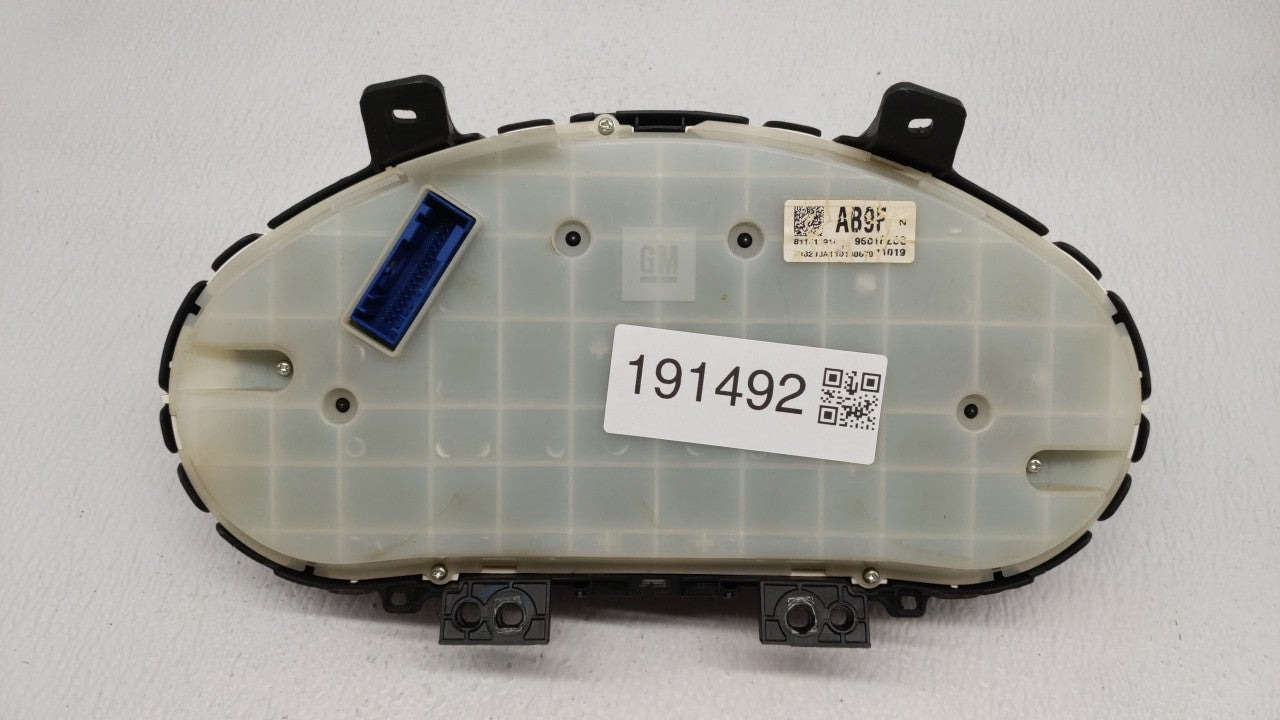 2011 Chevrolet Cruze Instrument Cluster Speedometer Gauges P/N:811511914 769212-670A, 95018203, 95018205 Fits OEM Used Auto