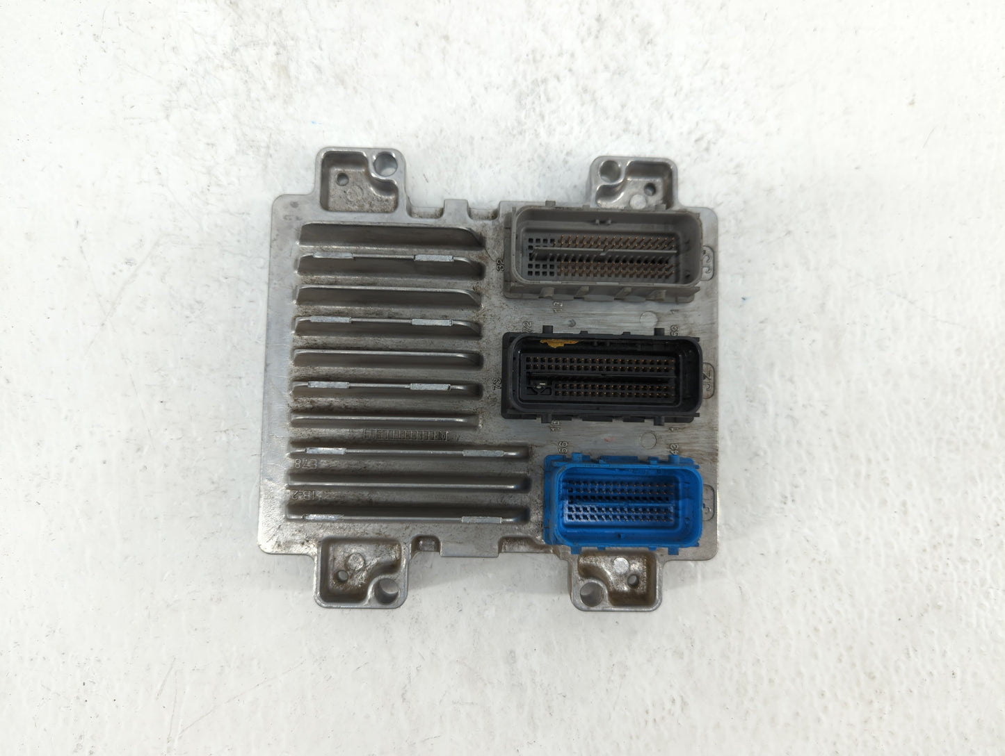2011 Chevrolet Cruze PCM Engine Control Computer ECU ECM PCU OEM P/N:12642100 12616532, 12640752, 12645606, 12644081 Fits OE