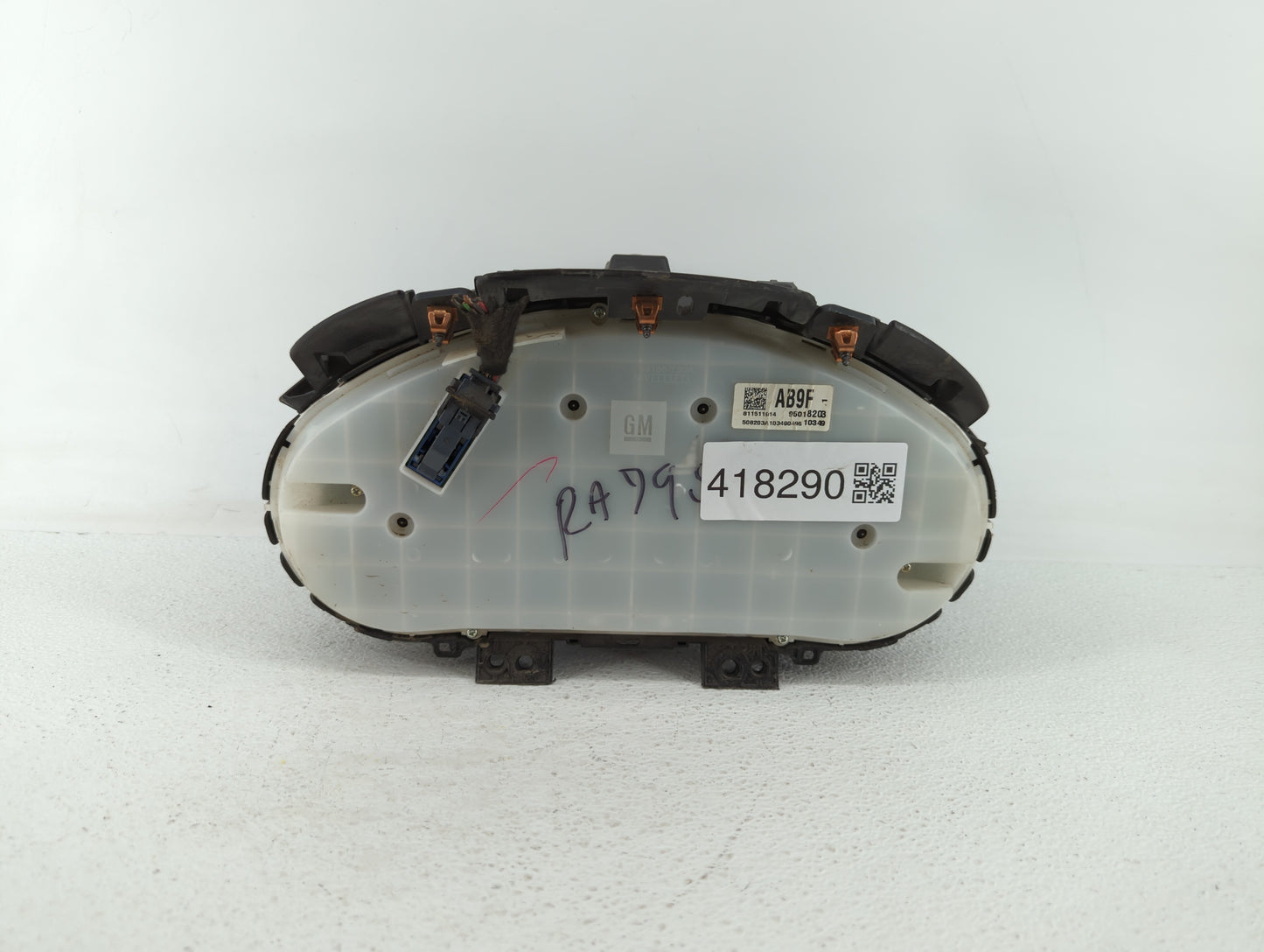 2011 Chevrolet Cruze Instrument Cluster Speedometer Gauges P/N:95487986 95018203, 95235826, 95216802, 95235824, 811511914 Fi