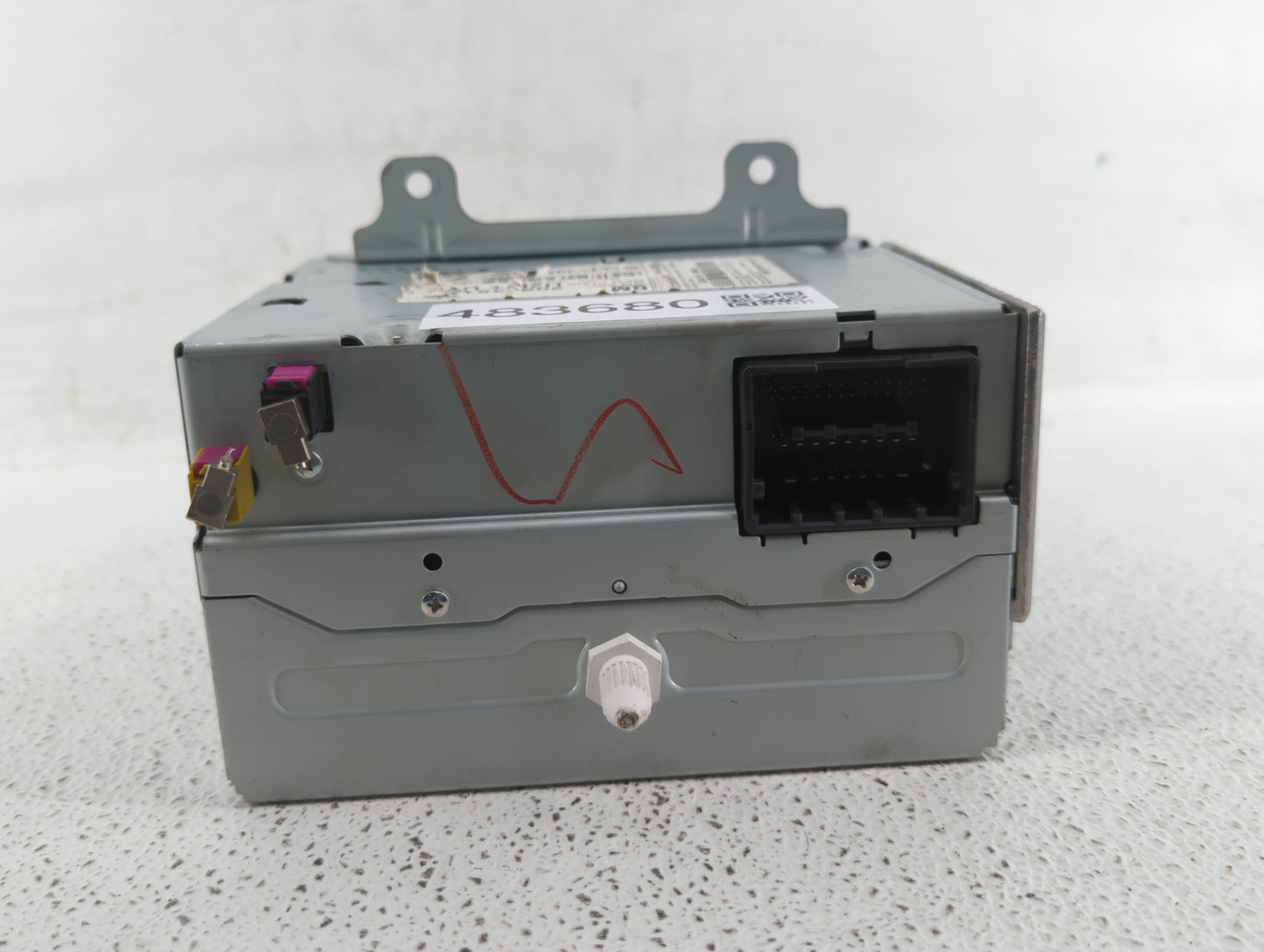 2011-2012 Chevrolet Cruze Radio AM FM Cd Player Receiver Replacement P/N:20983517 22870782, 95914367 Fits Fits 2010 2011 201