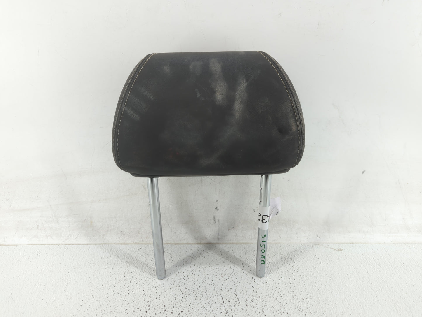 2011-2011 Chevrolet Cruze Headrest Head Rest Rear Seat Black - Oemusedautoparts1.com