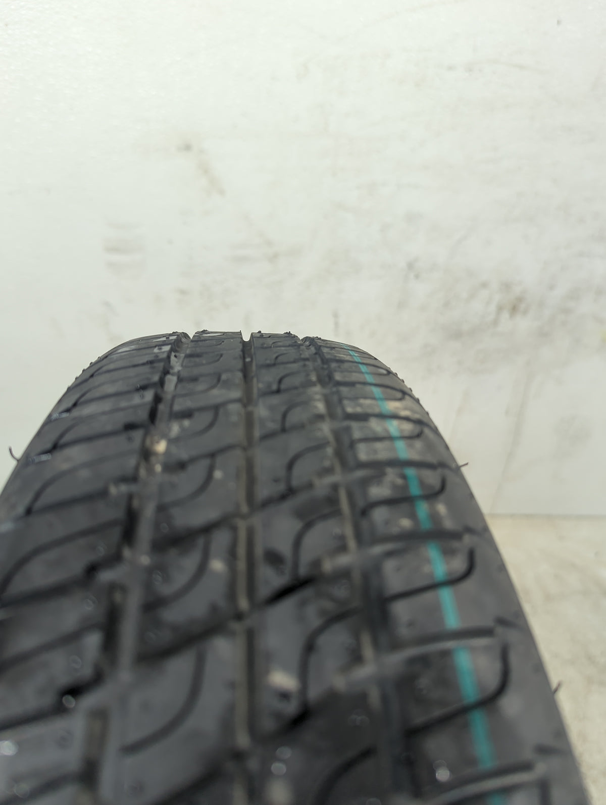 2011-2016 Chevrolet Cruze Spare Donut Tire Wheel Rim Oem 5036371 - Oemusedautoparts1.com