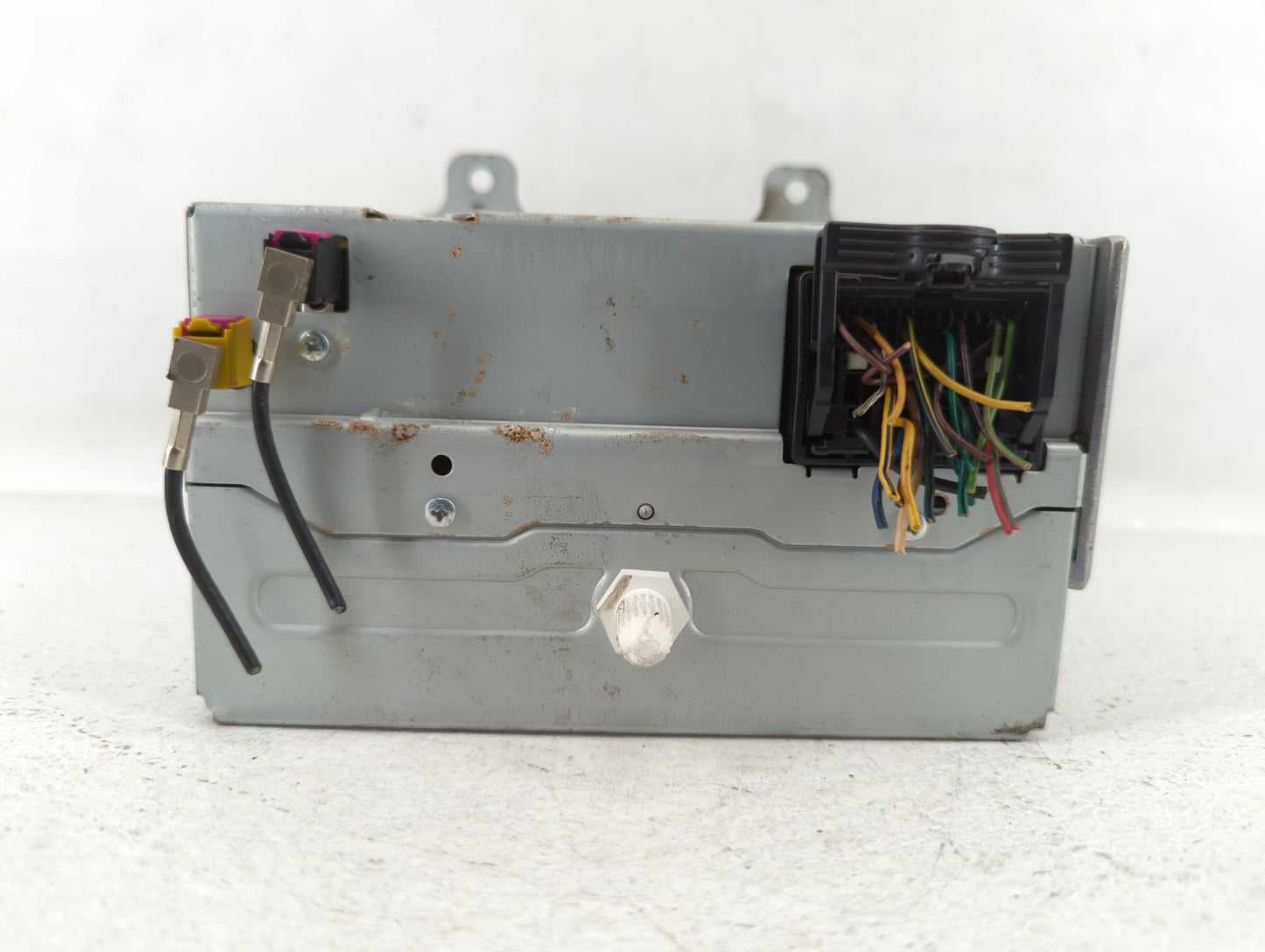 2011-2012 Chevrolet Cruze Am Fm Cd Player Radio Receiver - Oemusedautoparts1.com
