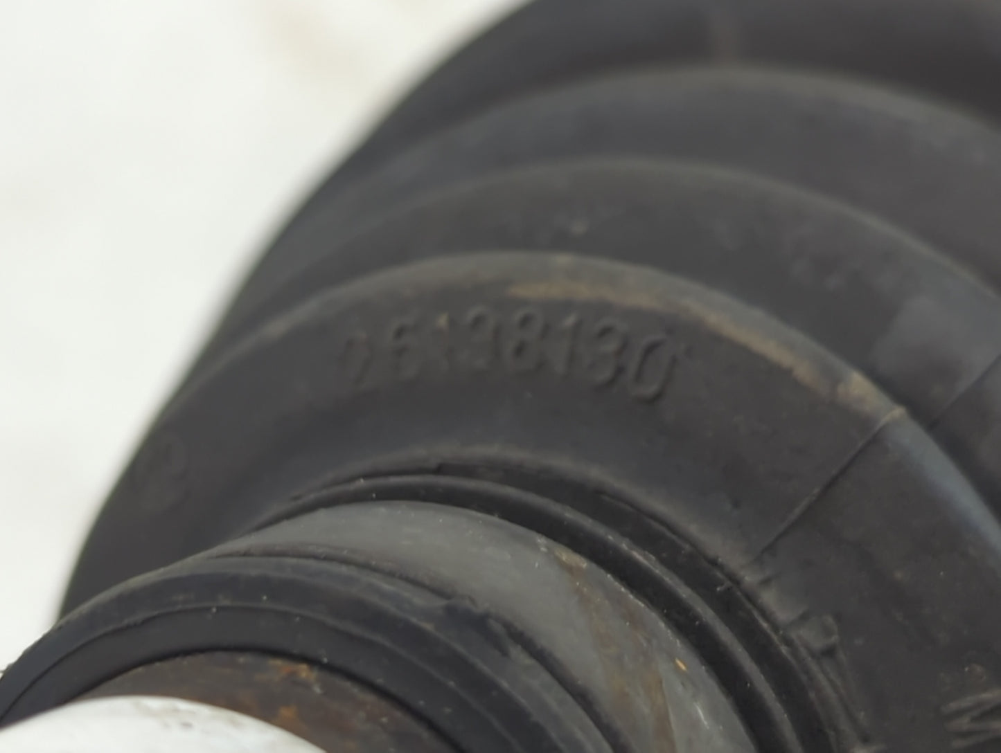 2011-2016 Chevrolet Cruze Axle Shaft Front Driver Cv C/v - Oemusedautoparts1.com