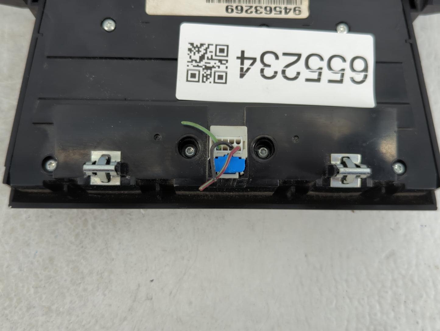 2011 Chevrolet Cruze Am Fm Cd Player Radio Receiver - Oemusedautoparts1.com