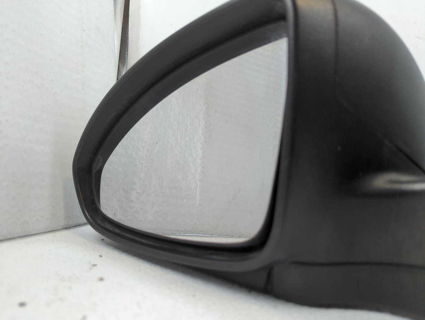 2011-2014 Chevrolet Cruze Driver Side View Mirror - Left Door Mirror OEM Used - Oemusedautoparts1.com