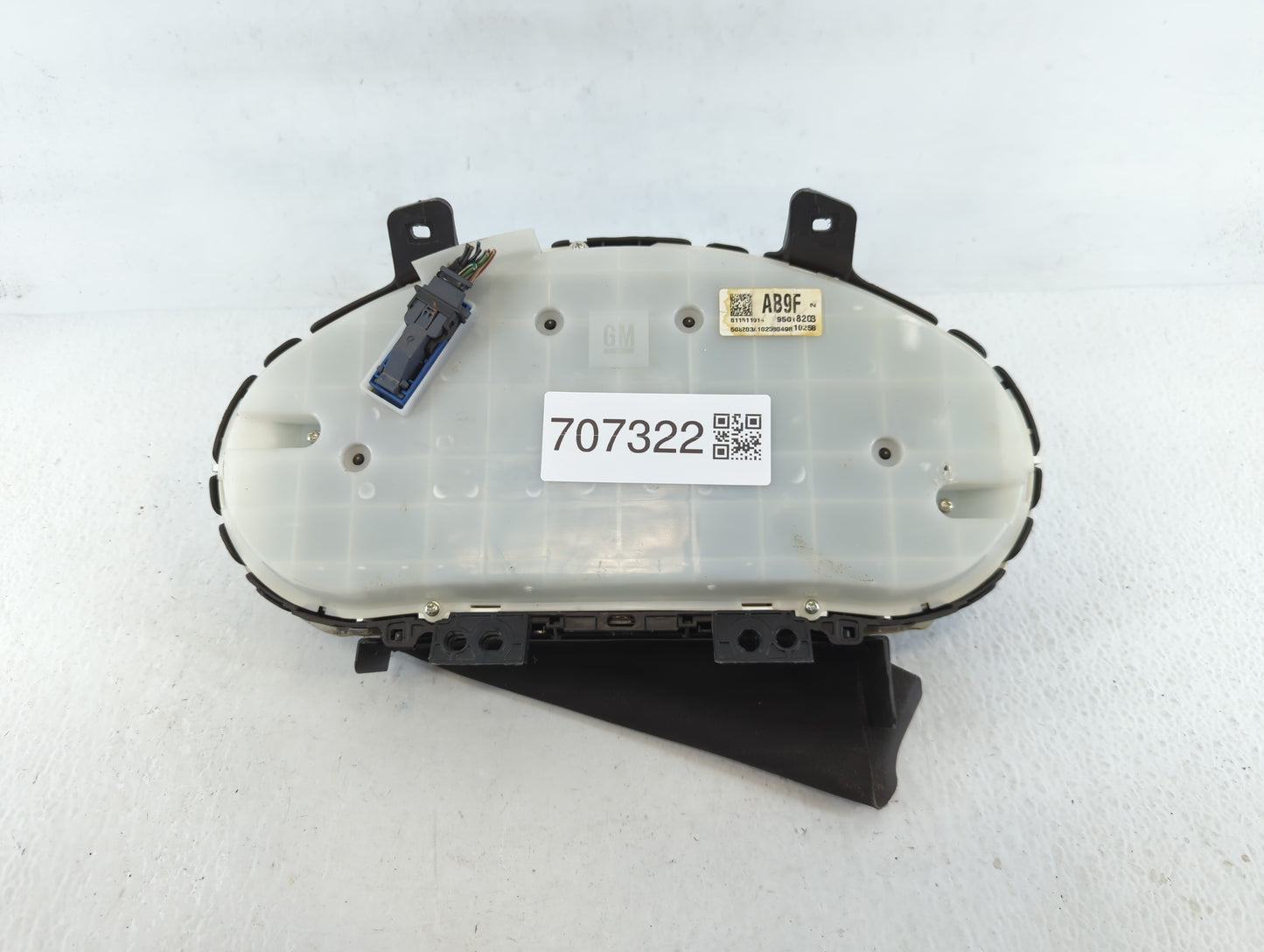 2011 Chevrolet Cruze Instrument Cluster Speedometer Gauges P/N:95010208 Fits OEM Used Auto Parts - Oemusedautoparts1.com