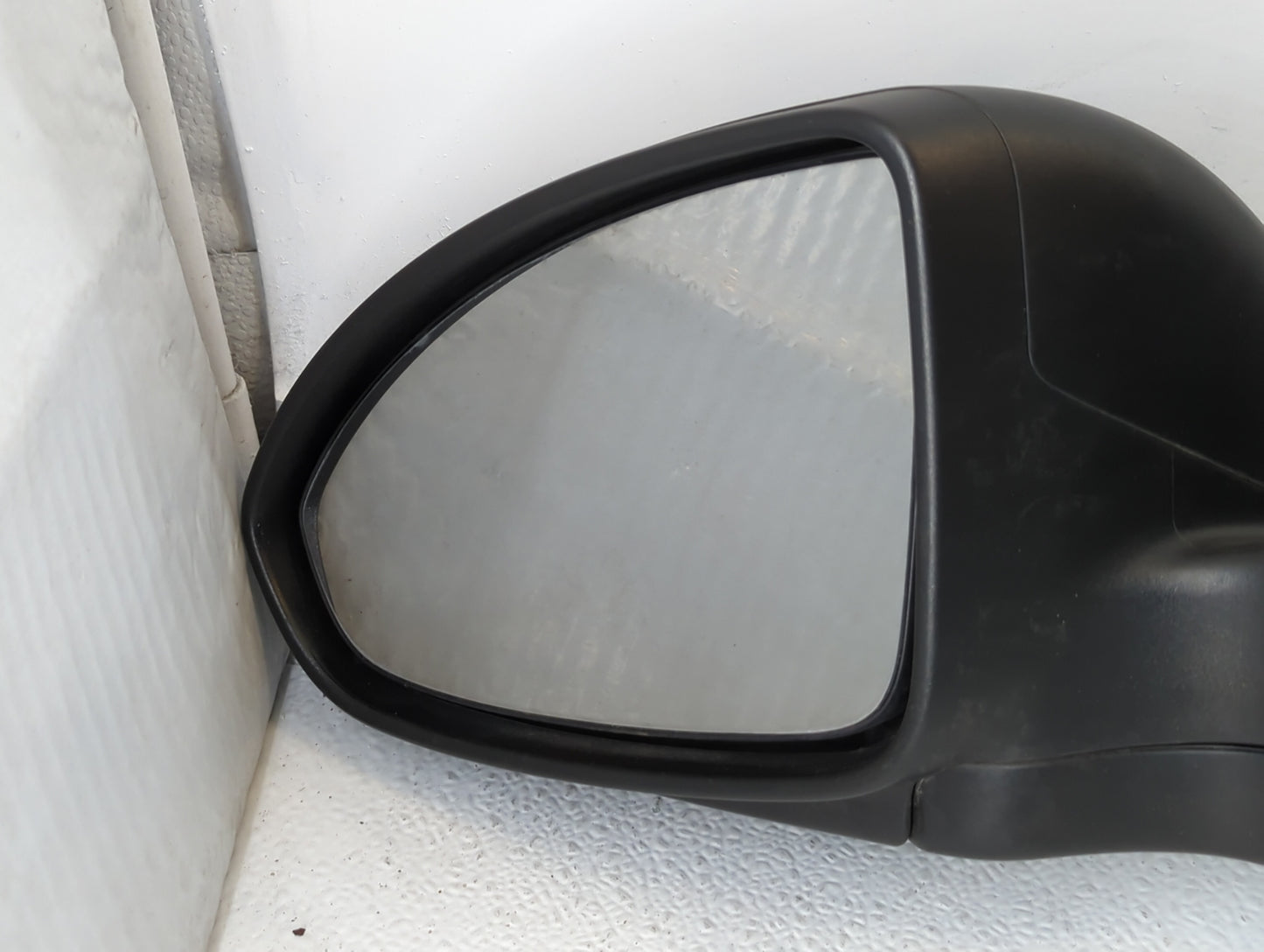 2011-2014 Chevrolet Cruze Driver Side View Mirror - Left Door Mirror OEM Used - Oemusedautoparts1.com