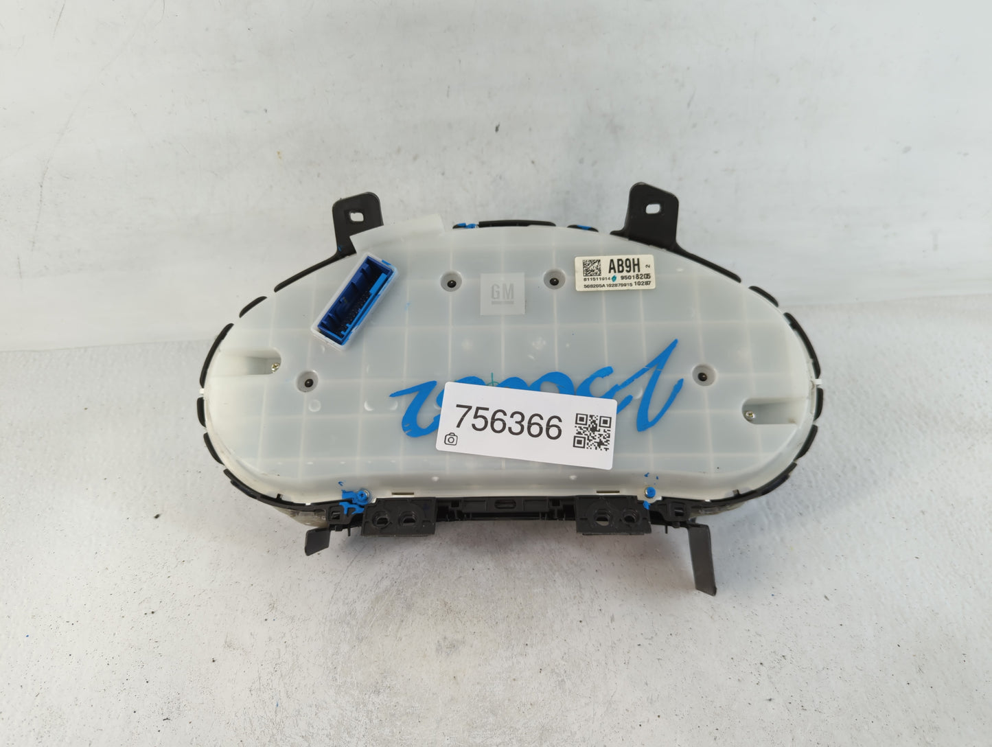 2011 Chevrolet Cruze Instrument Cluster Speedometer Gauges P/N:95018205 Fits OEM Used Auto Parts - Oemusedautoparts1.com