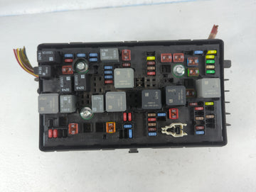 2011-2014 Chevrolet Cruze Fusebox Fuse Box Panel Relay Module P/N:95216200_01 Fits Fits 2011 2012 2013 2014 OEM Used Auto Parts