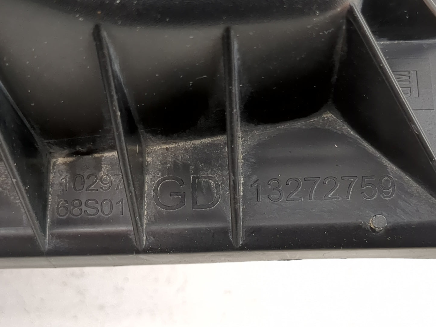 2011-2012 Chevrolet Cruze Air Cleaner Intake-duct Hose Tube - Oemusedautoparts1.com