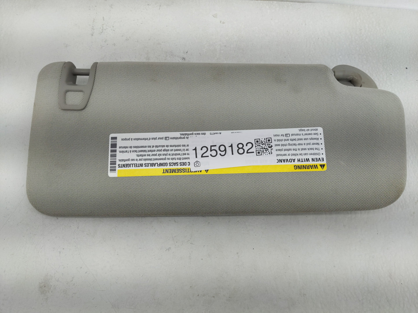 2010-2017 Chevrolet Equinox Sun Visor Shade Replacement Passenger Right Mirror Fits Fits 2010 2011 2012 2013 2014 2015 2016