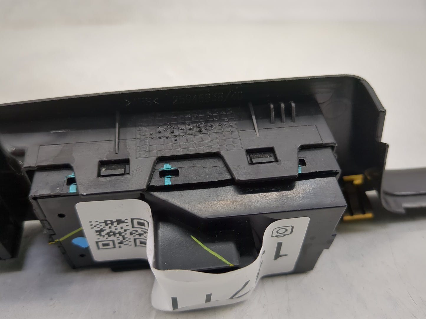 2010-2017 Chevrolet Equinox Master Power Window Switch Replacement Driver Side Left P/N:25946838 Fits OEM Used Auto Parts -